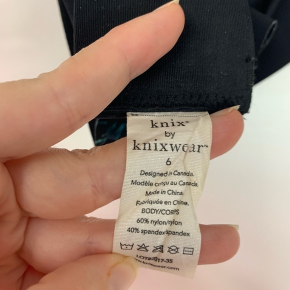 Knix Evolution Bra Size 6 Comfort Wireless Adjustable Abstract Artsy Lightweight - Picture 13 of 16